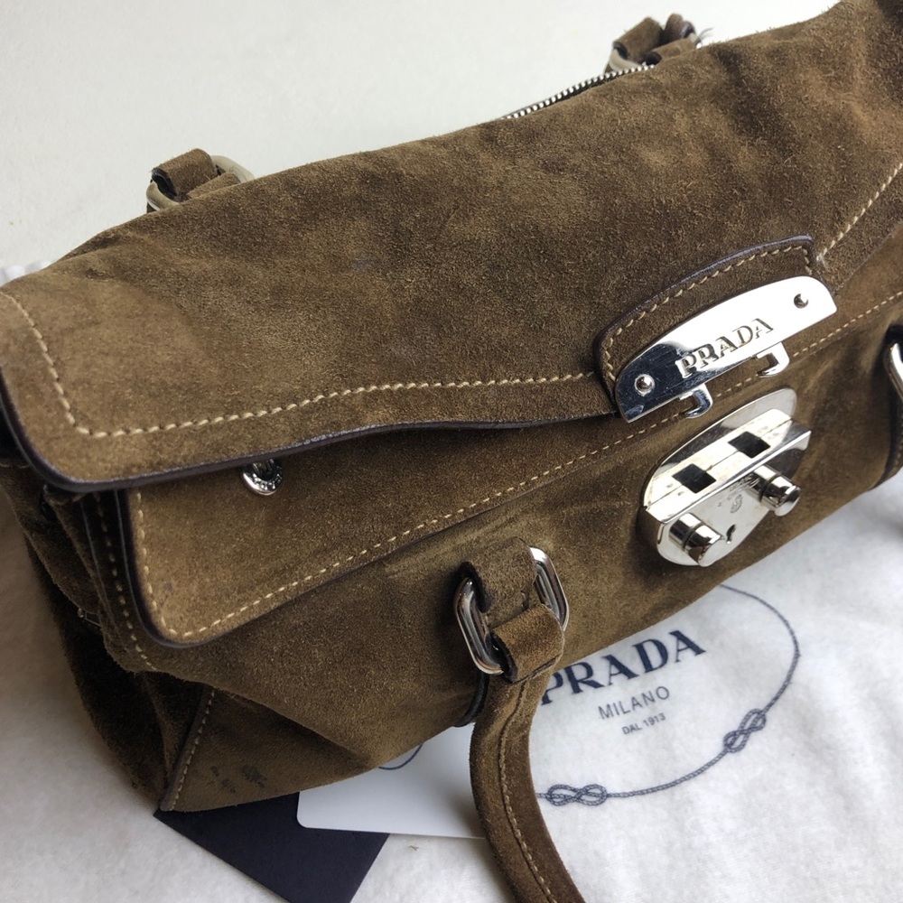 Prada ✨ Sigaro Suede Shopping Pattina Handbag